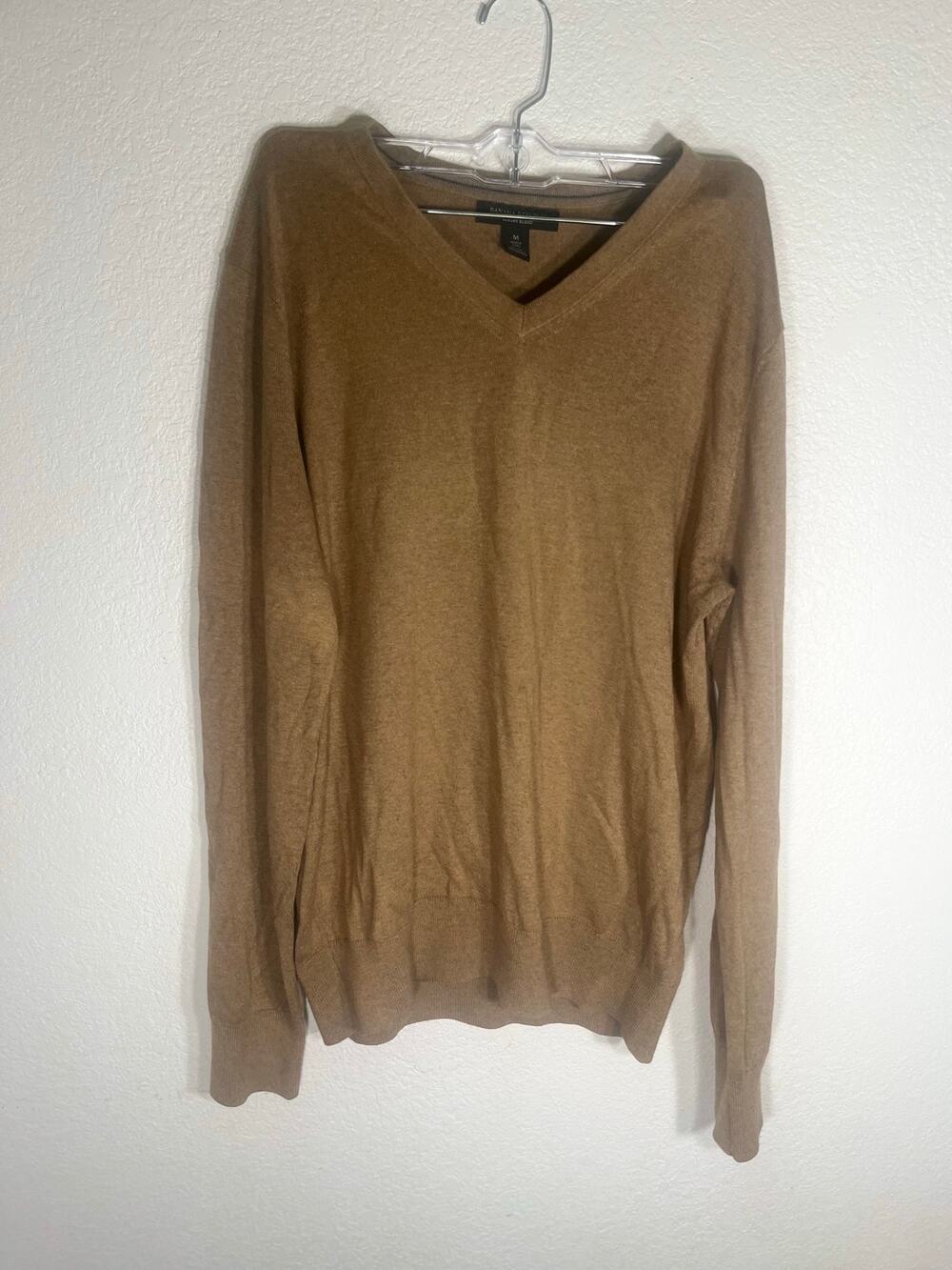 Vintage Y2K Banana Republic “Luxury blend” Men's‎ Medium V-neck pullover Sweater